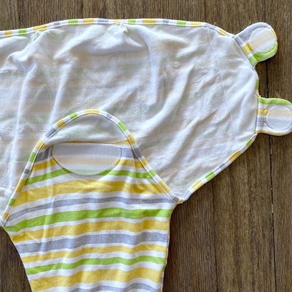 4/$20 SwaddleMe Swaddle - Picture 5 of 6